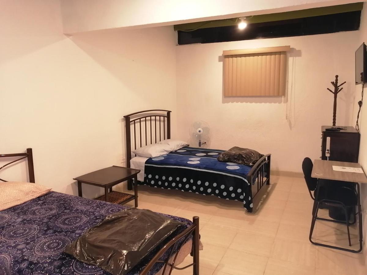 Monchita'S Ensenada Baja, Apartments For Rent. Bagian luar foto
