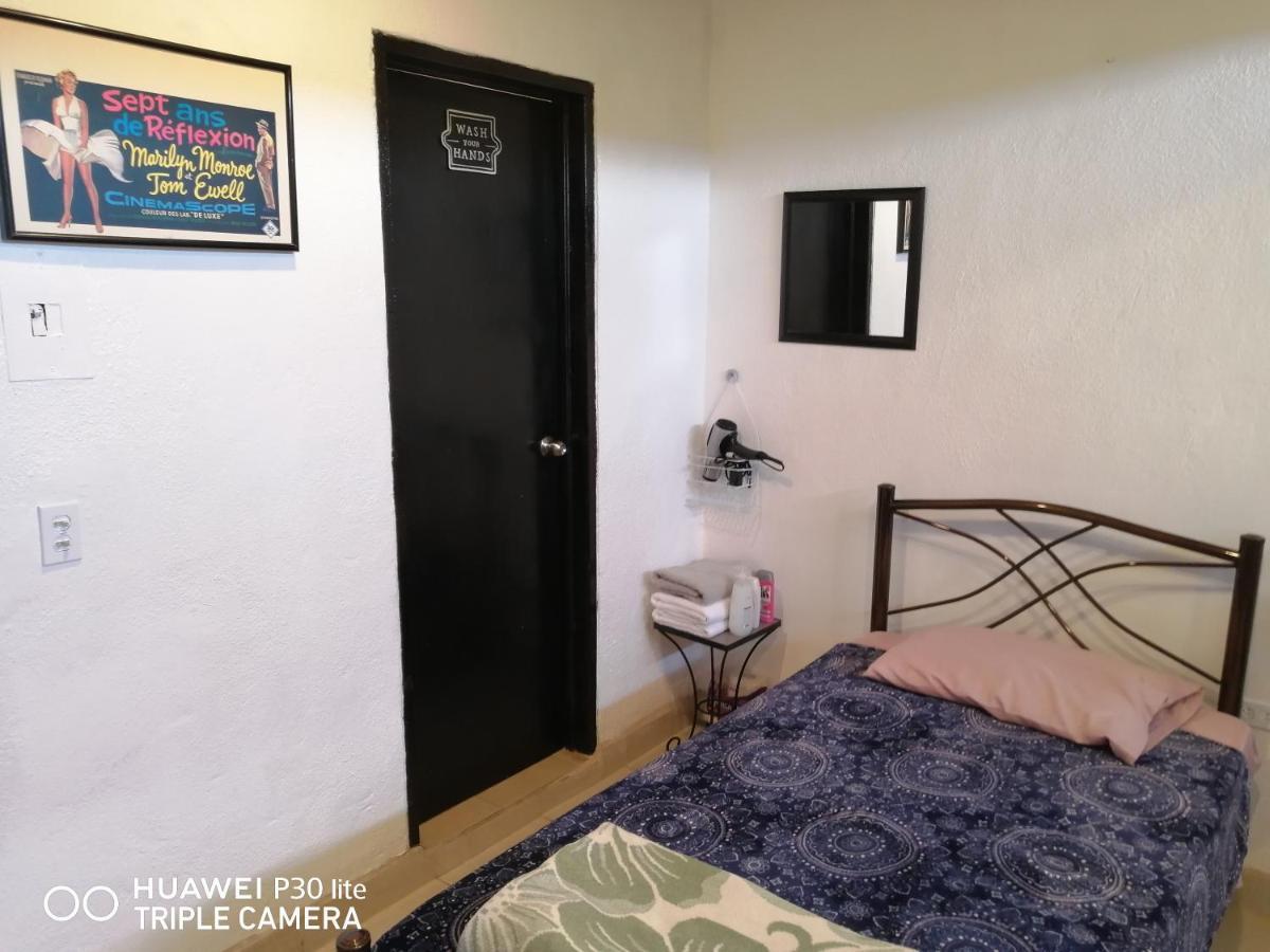 Monchita'S Ensenada Baja, Apartments For Rent. Bagian luar foto